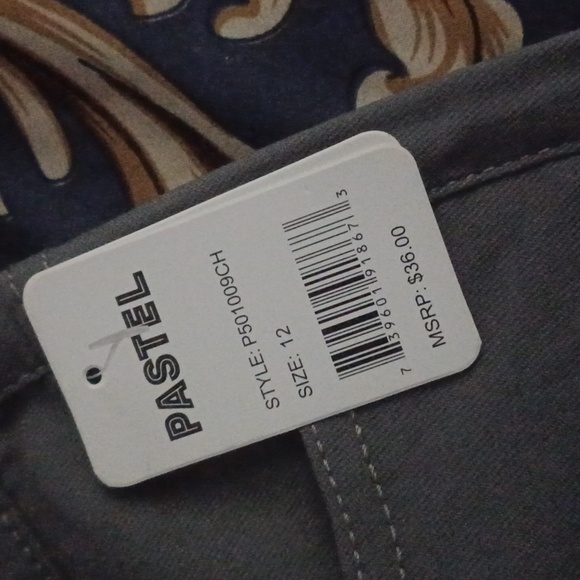 Jeans - Picture 3 of 3